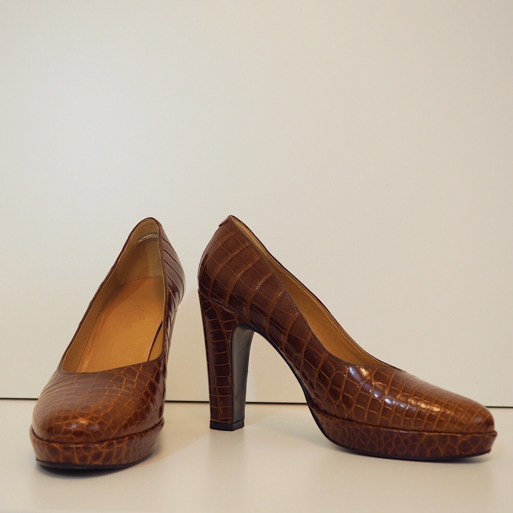 HERMES Authentic Alligator Heels